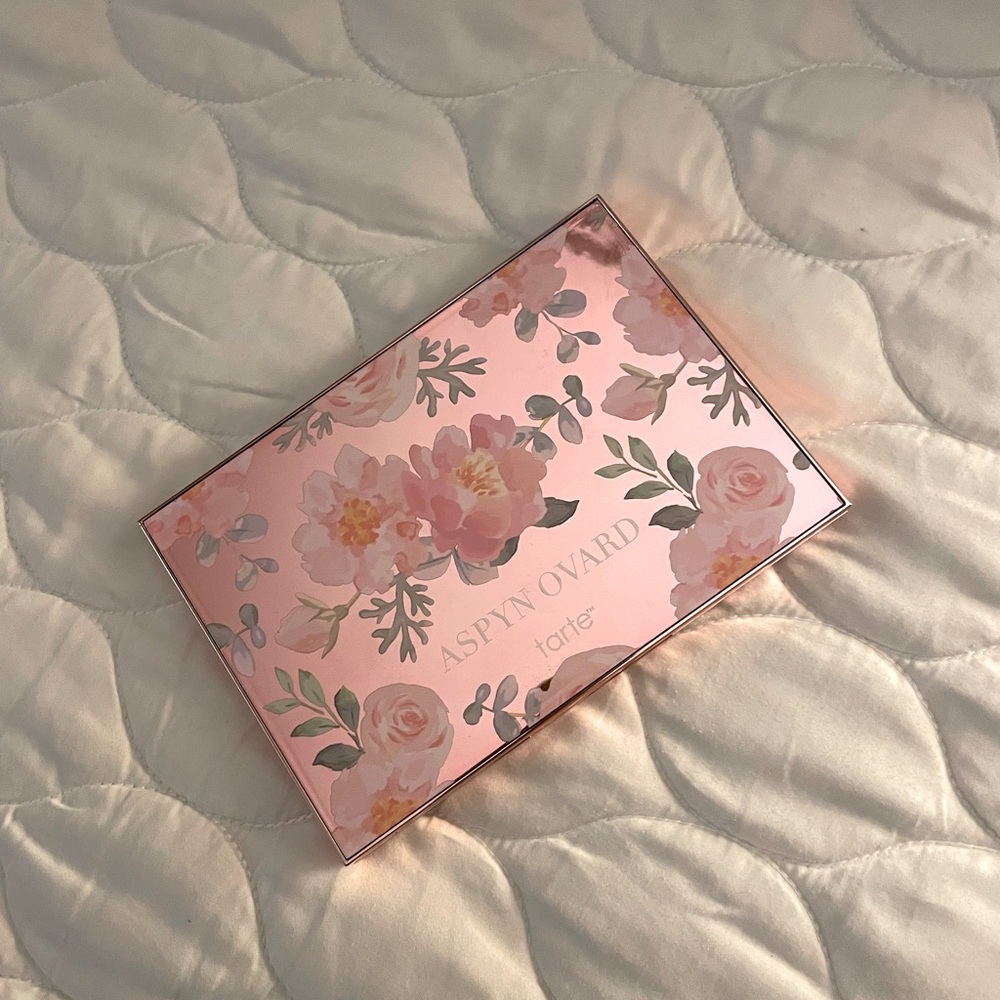 Tarte x Aspyn Ovard Palette - See description